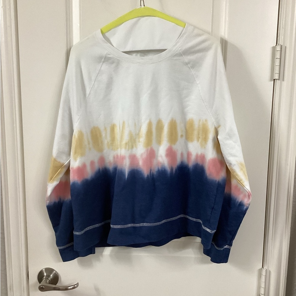 Beachlunchlounge Pink and White Tie-Dye Crew Neck